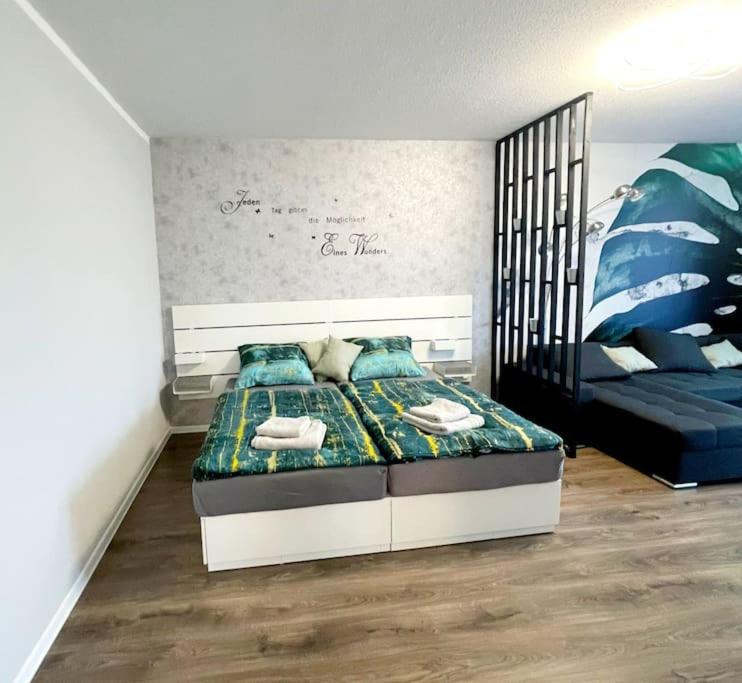 Grosse 3-Zimmer Wohnung, Zentrale Lage. Mülheim an der Ruhr Exterior photo