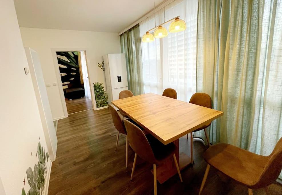 Grosse 3-Zimmer Wohnung, Zentrale Lage. Mülheim an der Ruhr Exterior photo