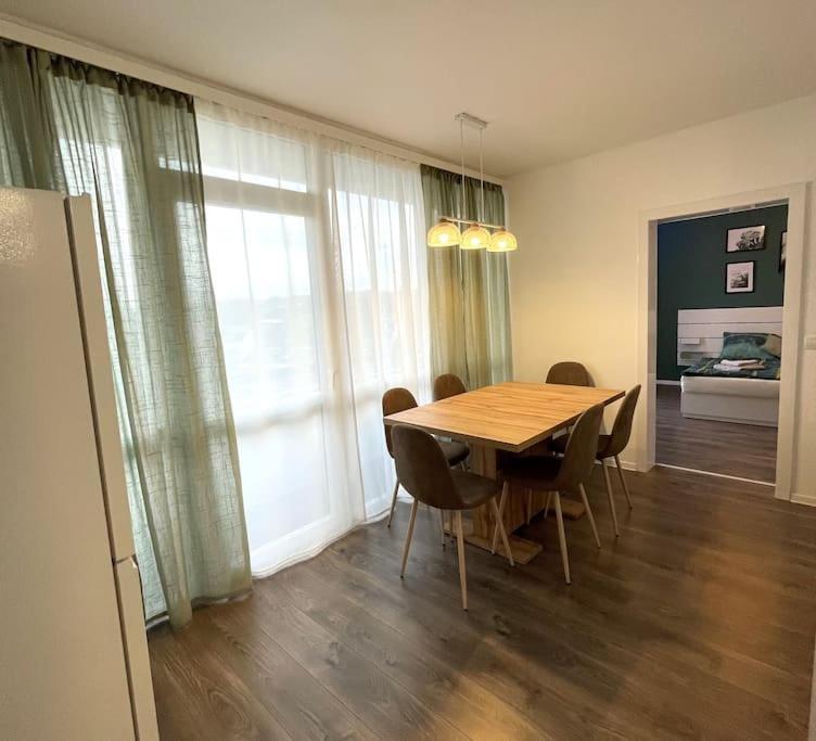 Grosse 3-Zimmer Wohnung, Zentrale Lage. Mülheim an der Ruhr Exterior photo